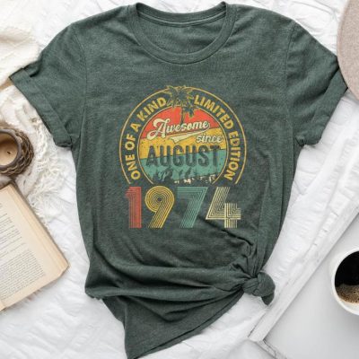 50 Years Old Vintage Retro August 1974 Birthday Unisex T-shirt Cotton Tee
