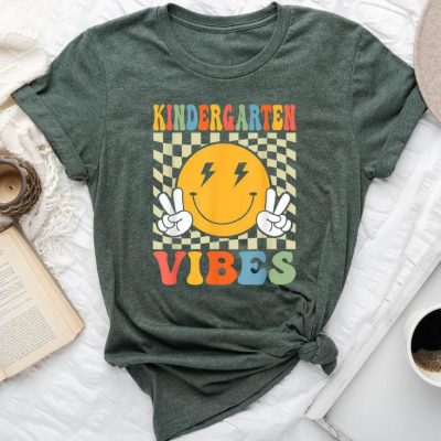 Kindergarten Vibes Teacher Team Squad Back To School Unisex T-shirt Cotton Tee